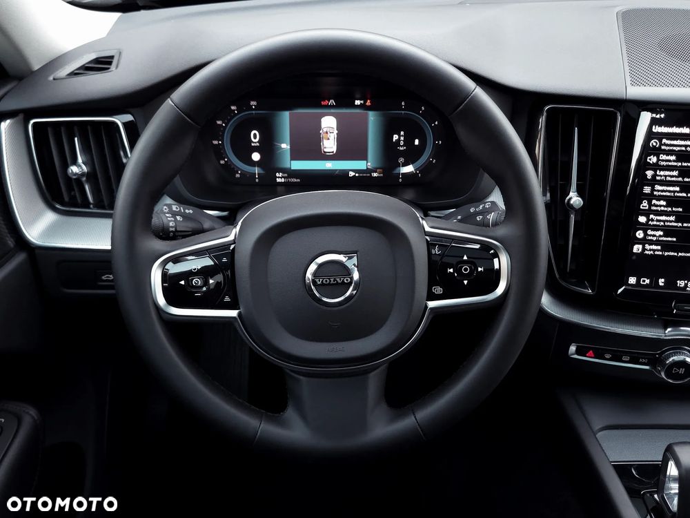 Volvo XC 60 B4 D AWD Plus Dark - 12