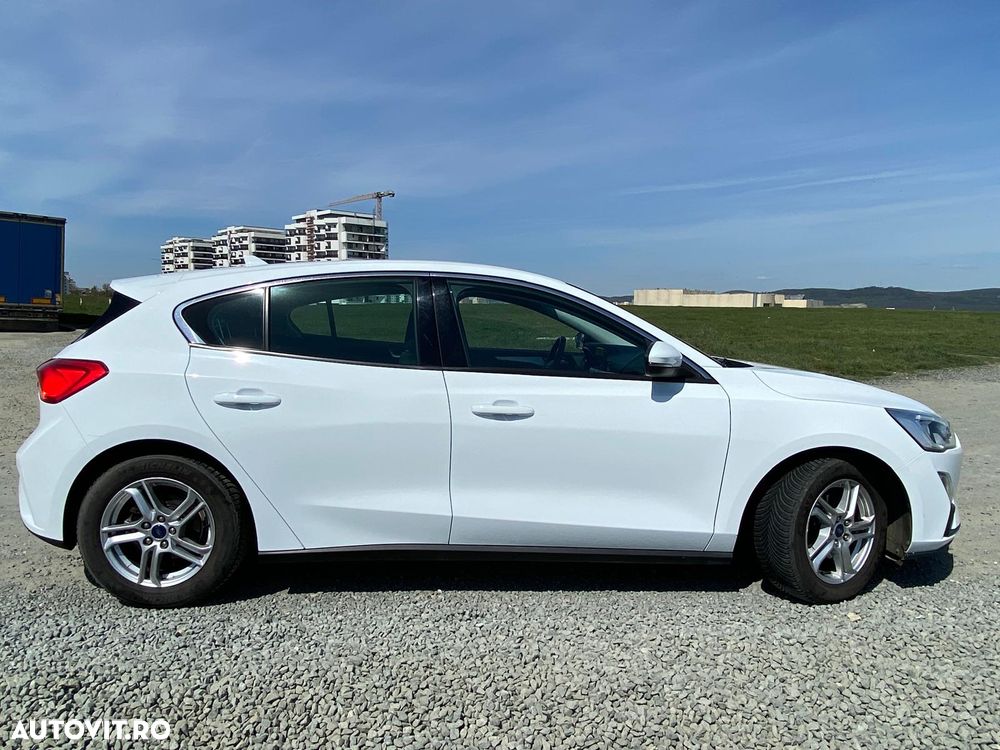 Ford Focus 1.0 EcoBoost Titanium - 5