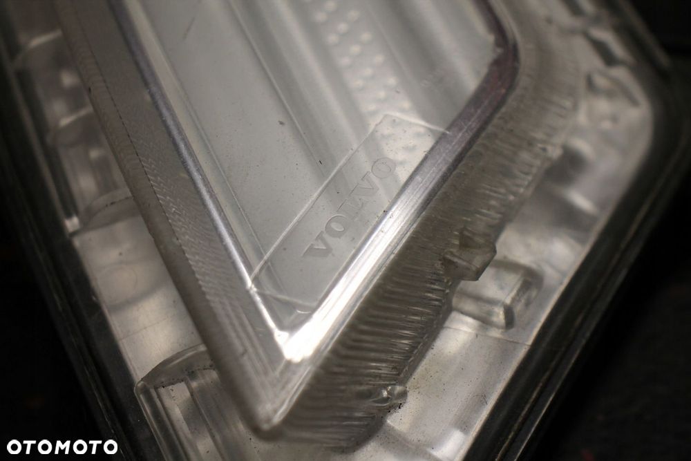 VOLVO V60 S60 LEWY DRL LAMPA LAMPKA LEWA DO JAZDY DZIENNEJ - 2