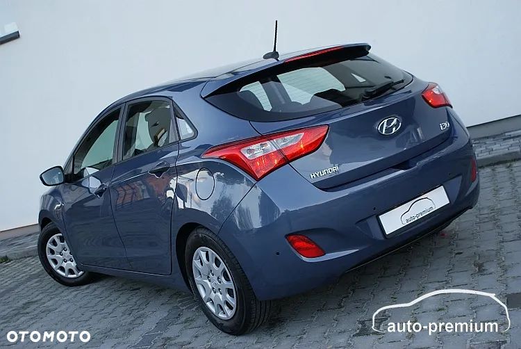 Hyundai i30 1.4 Intro Edition - 38