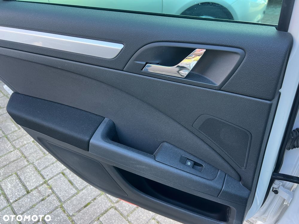 Skoda Superb 2.0 TDI Ambition DSG - 32