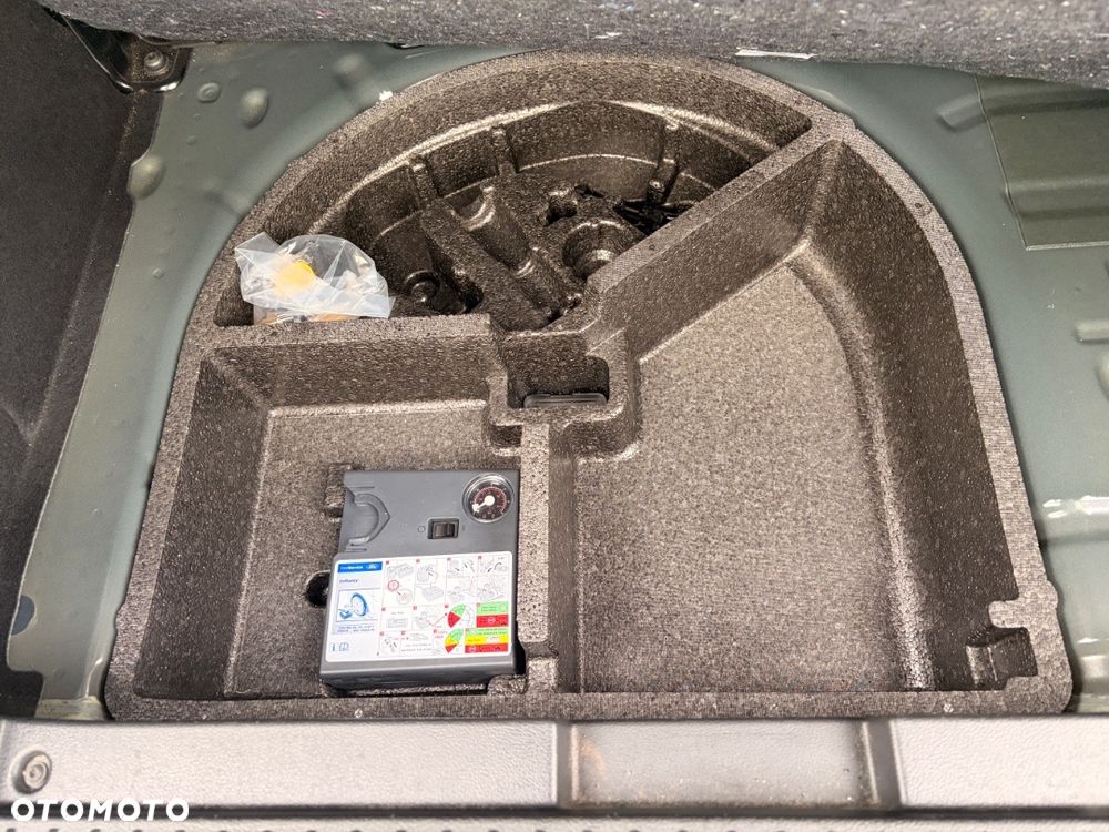 Ford B-MAX 1.0 EcoBoost Titanium - 29
