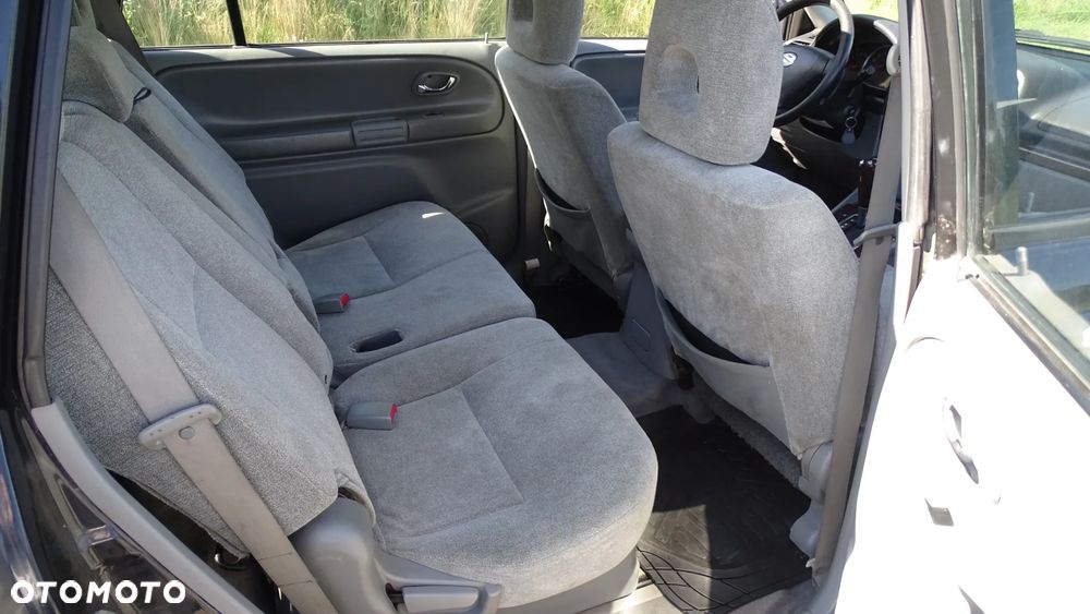 Suzuki Grand Vitara - 9