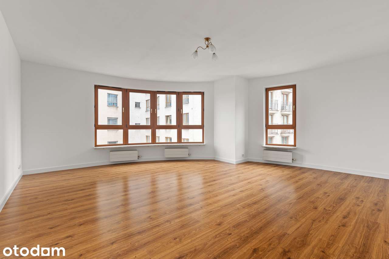 Rozkładowy apartament w topowej lokalizacji w Warszawie!