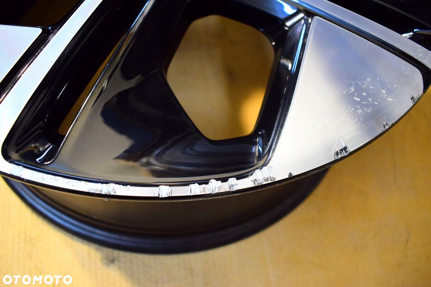 SMART 19 BRABUS 1 3 EV Czujnik Nowy Model Oryginał - 3