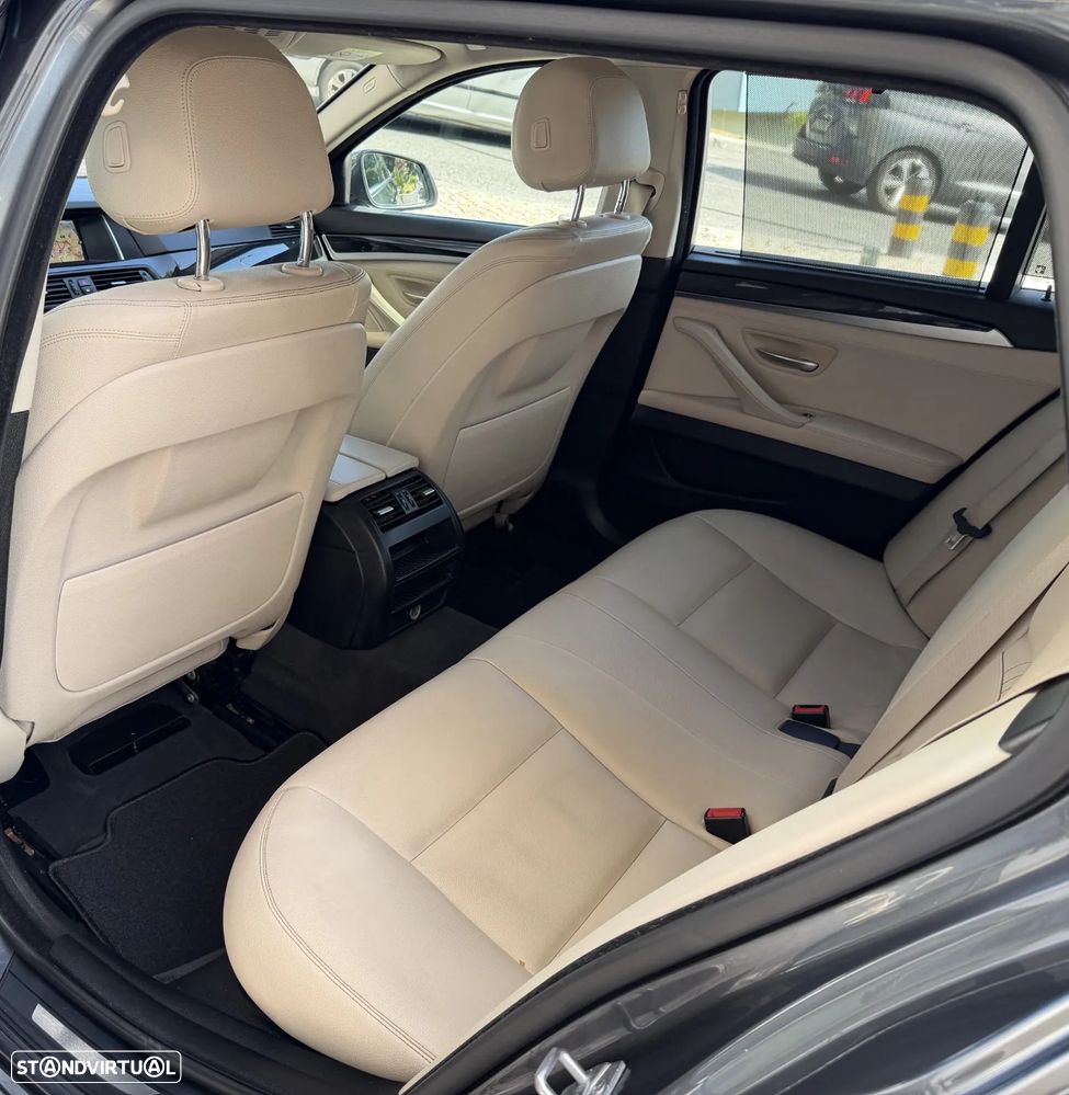 BMW 520 d Auto - 27