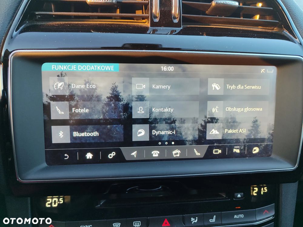 Jaguar F-Pace 2.0 i4D AWD R-Sport - 16