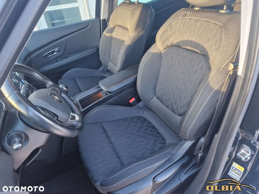 Renault Grand Scenic - 27