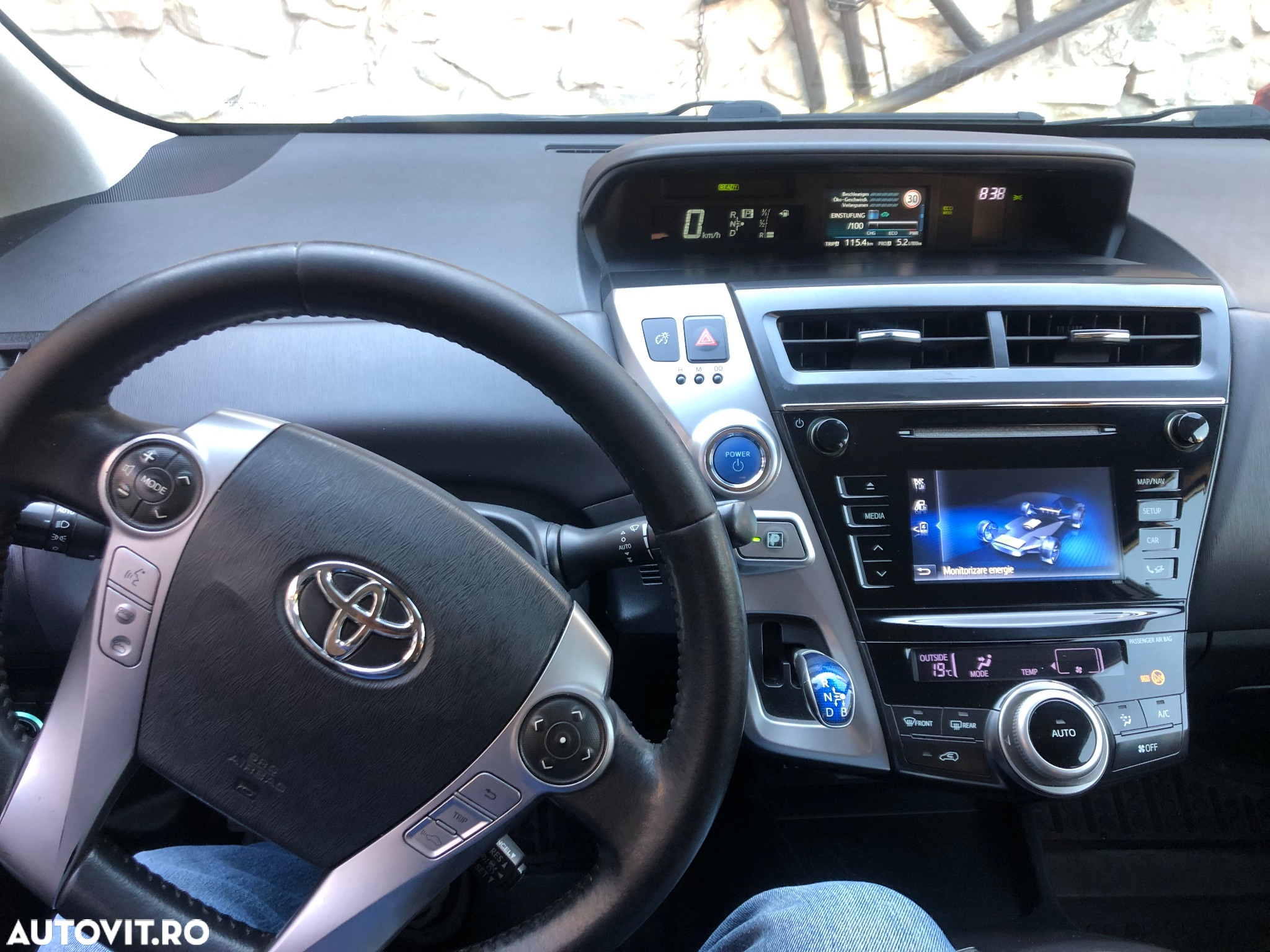Toyota Prius+ (Hybrid) Executive - 23