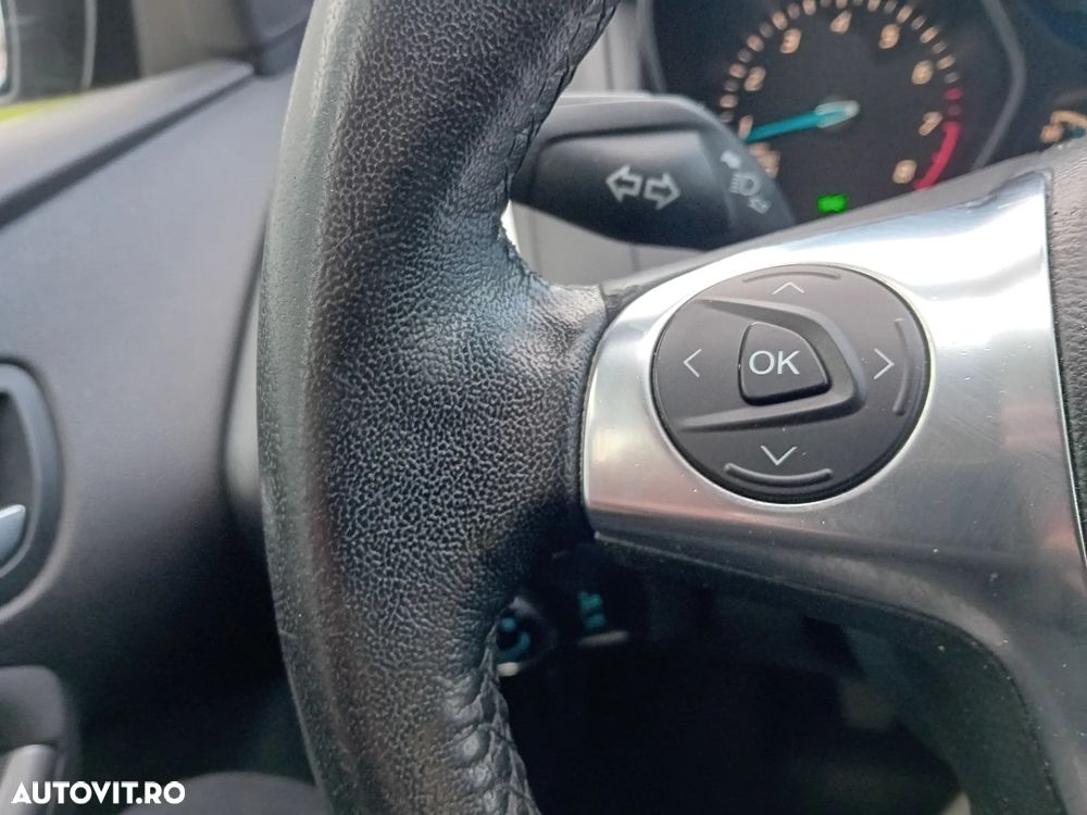 Ford Focus 1.0 EcoBoost Start Stop Titanium - 18