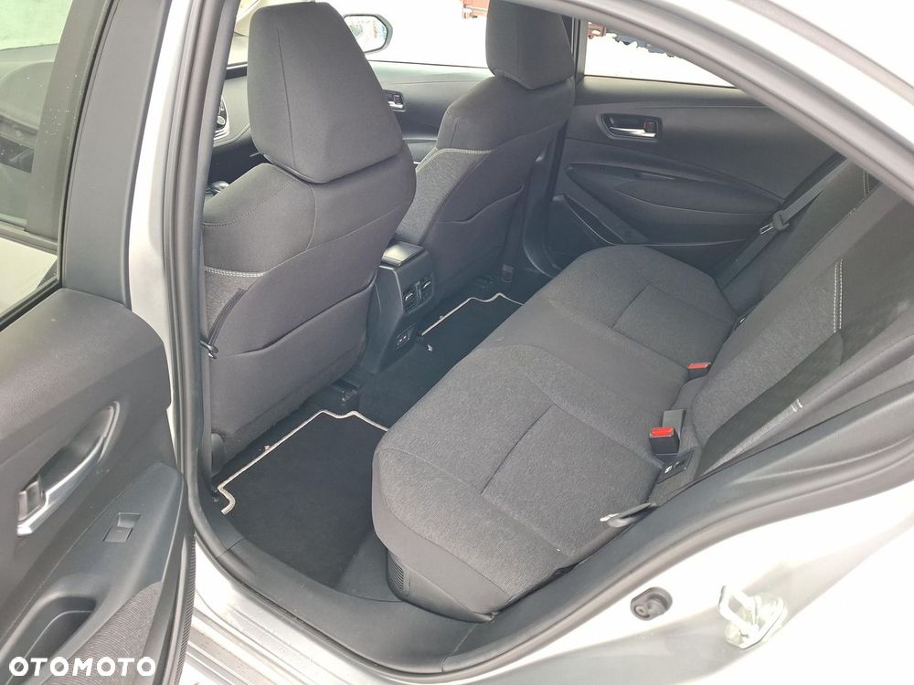 Toyota Corolla 1.8 Hybrid Style - 12