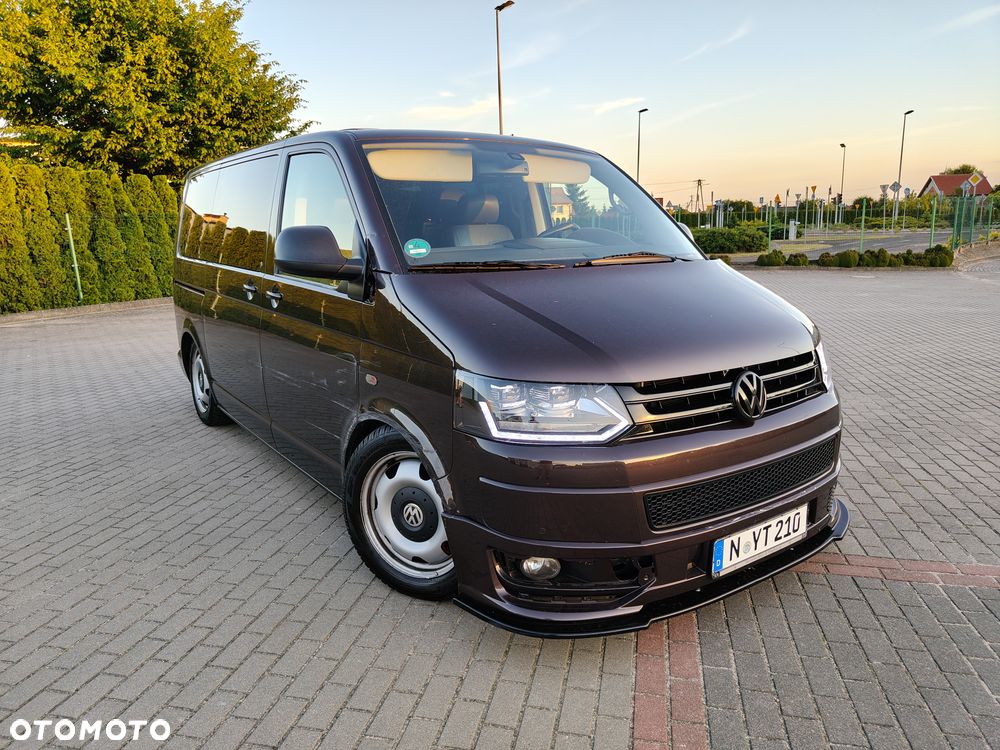 Volkswagen Multivan - 2