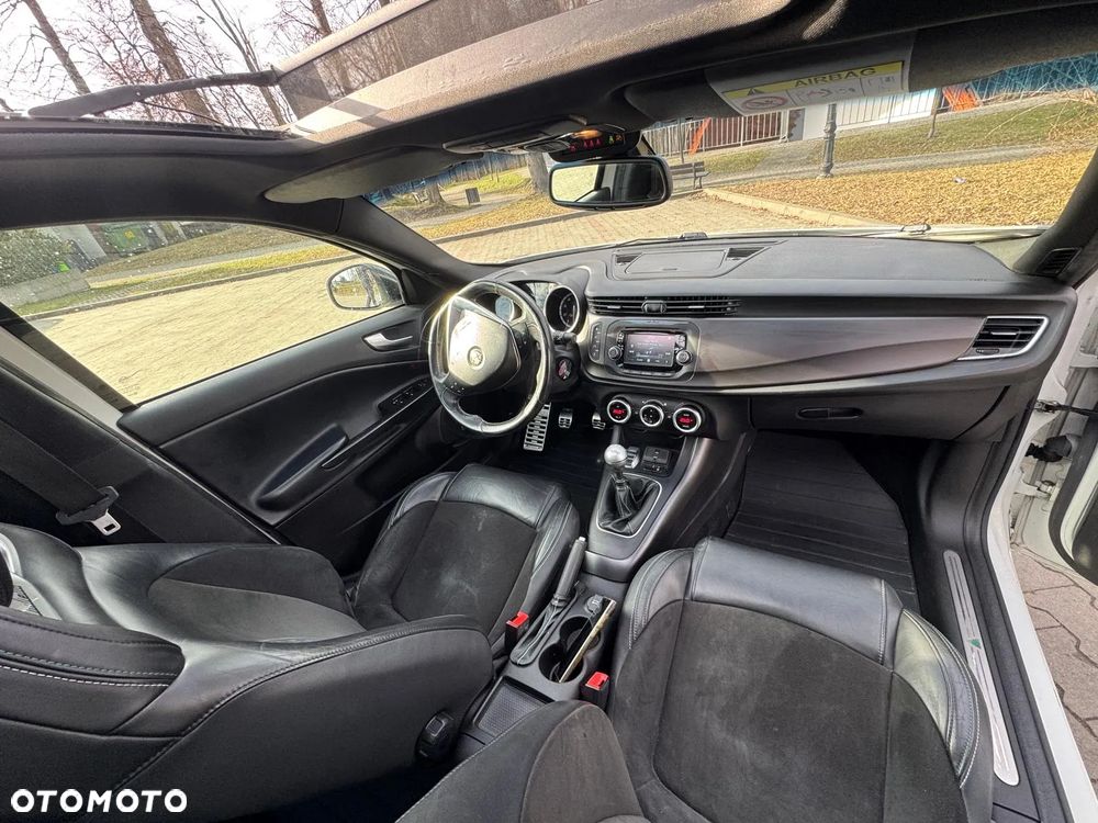 Alfa Romeo Giulietta 1.4 TB 16V Sport - 11