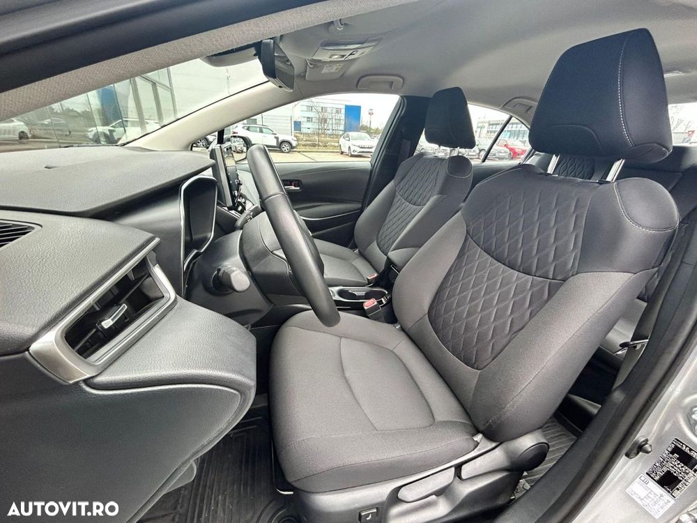 Toyota Corolla 1.8 HSD Business - 16