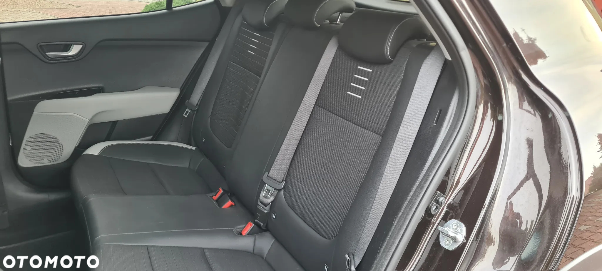 Kia Stonic 1.4 L - 13