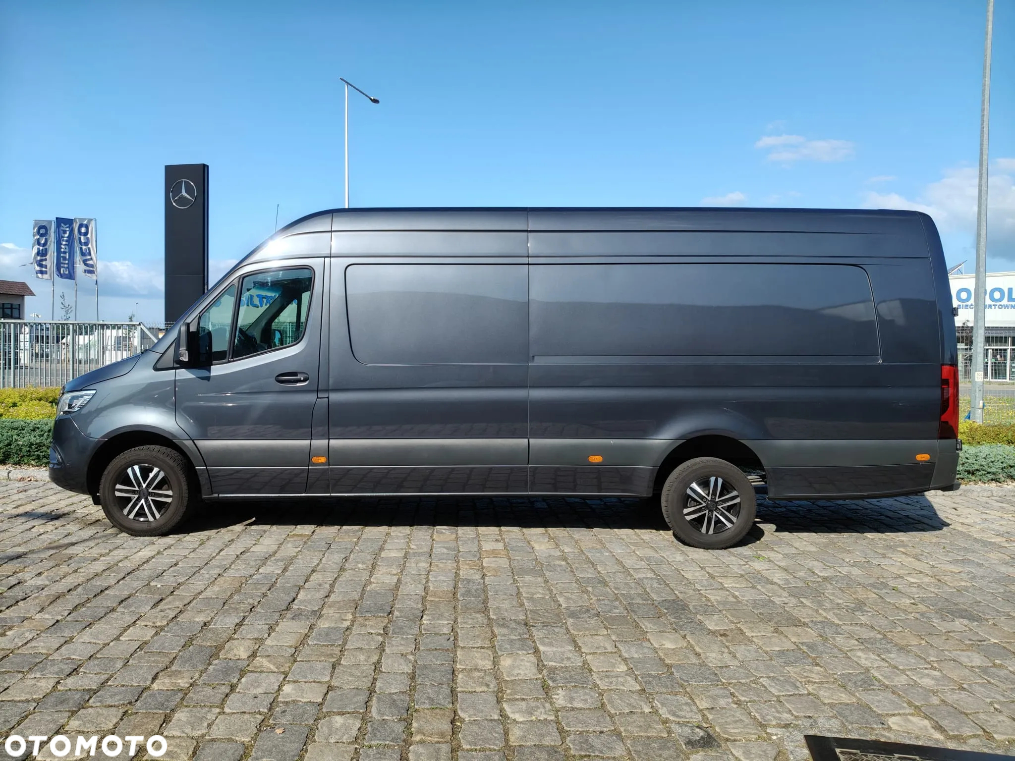 Mercedes-Benz Sprinter 319 Furgon L4H2 - 7