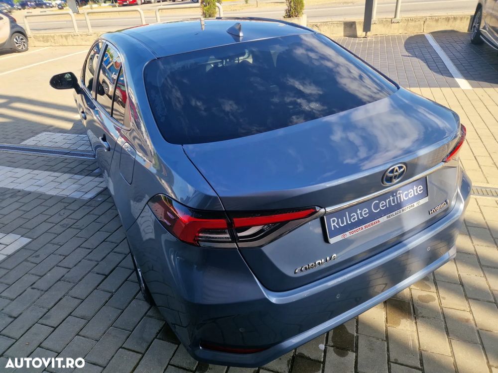 Toyota Corolla 1.8 HSD Business - 9