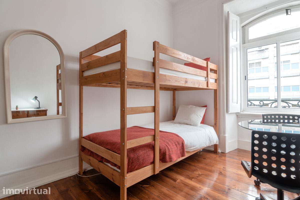 Quarto - localizado em Arroios Lisbon - Grande imagem: 4/17