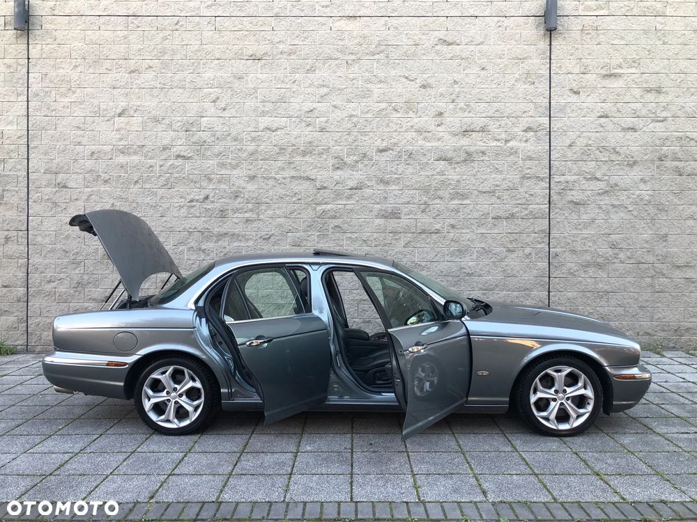Jaguar XJ XJ6 2.7 D Executive - 30