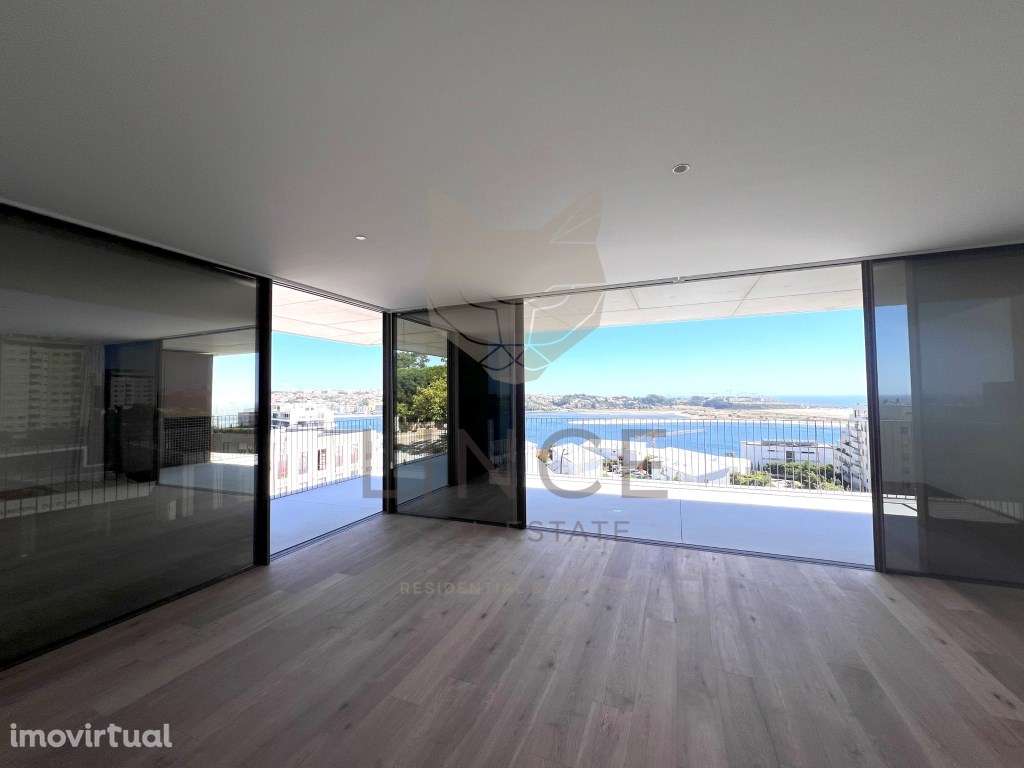 Apartamento T2 com vista rio desafogada em condomínio fechado - Grande imagem: 2/19