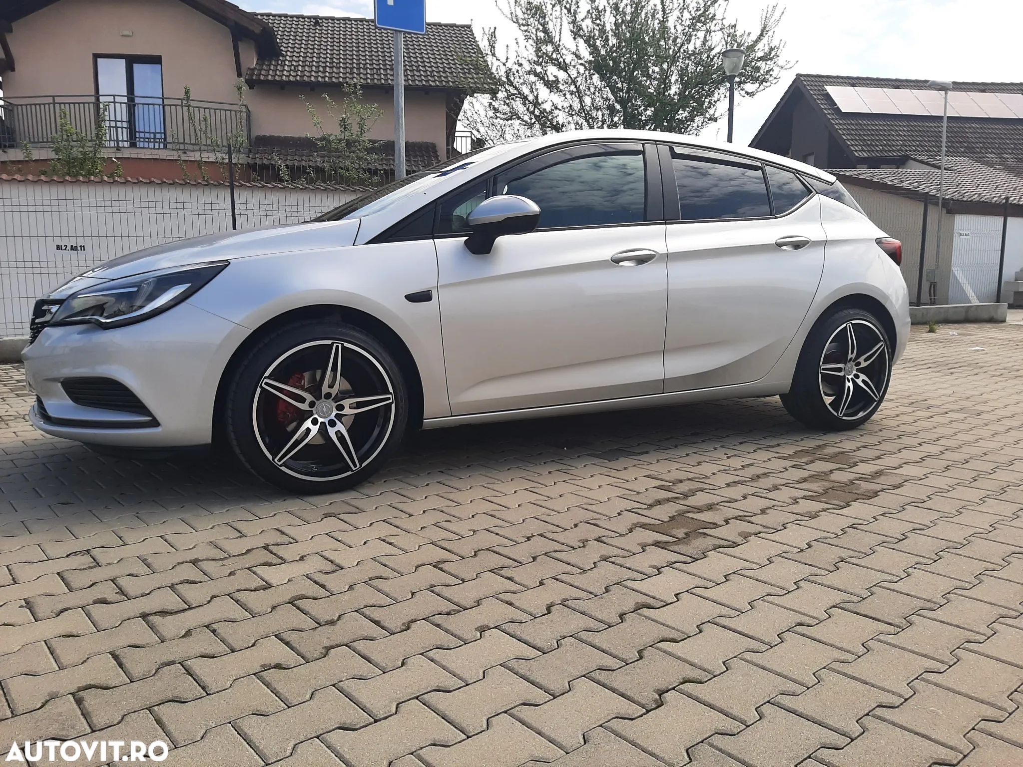 Opel Astra 1.4 Turbo ECOTEC Innovation - 1