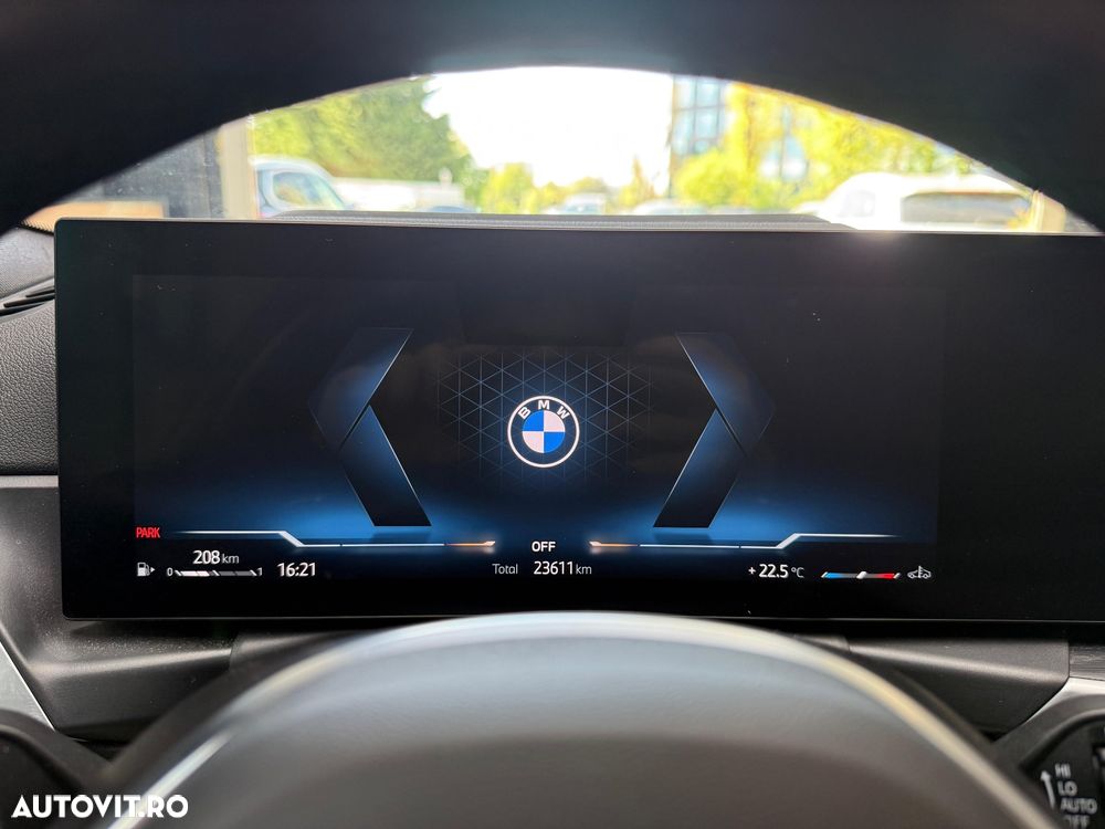 BMW Seria 3 330i xDrive Aut. M Sport - 12
