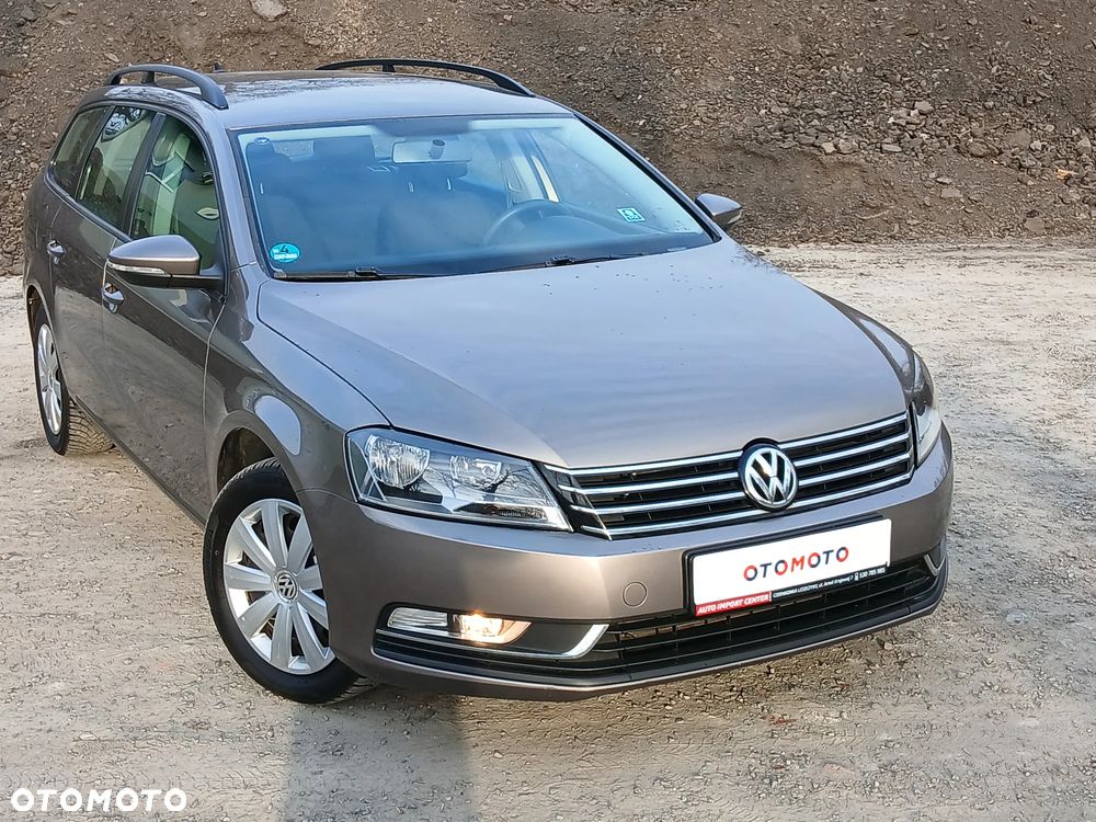 Volkswagen Passat - 2