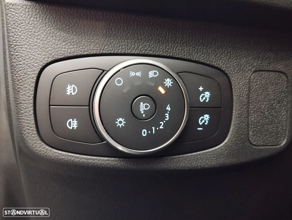 Ford Focus 1.0 EcoBoost MHEV ST-Line - 18