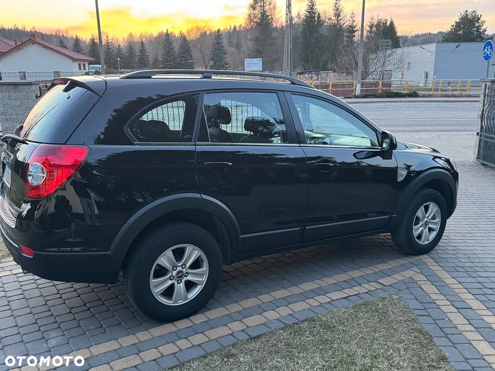 Chevrolet Captiva 2.4 2WD 5 Sitzer LS - 10