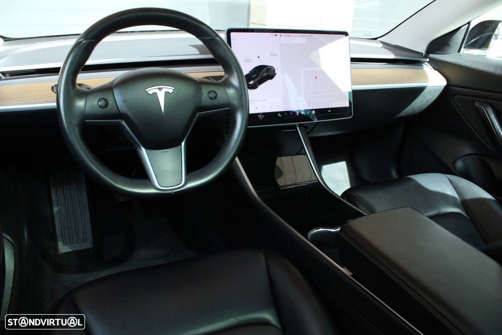 Tesla Model 3 - 15