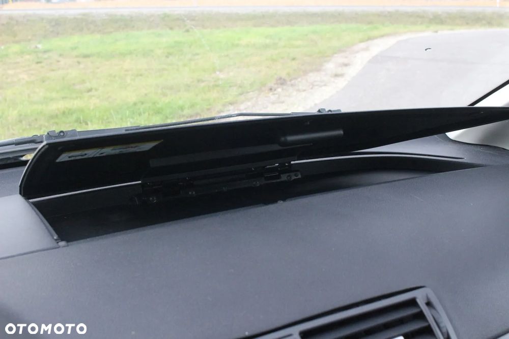 Ford Focus C-Max 1.8 Ghia - 33