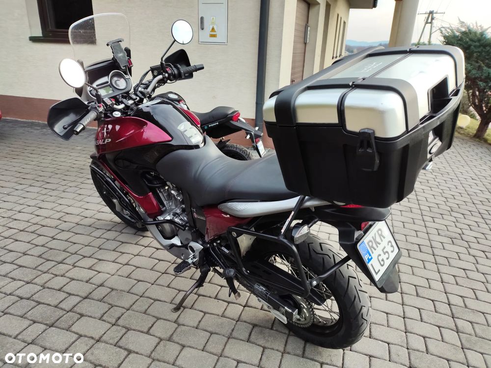 Honda XL - 7