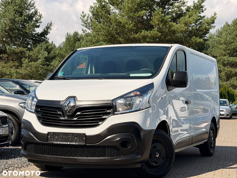 Renault TRAFIC - 2
