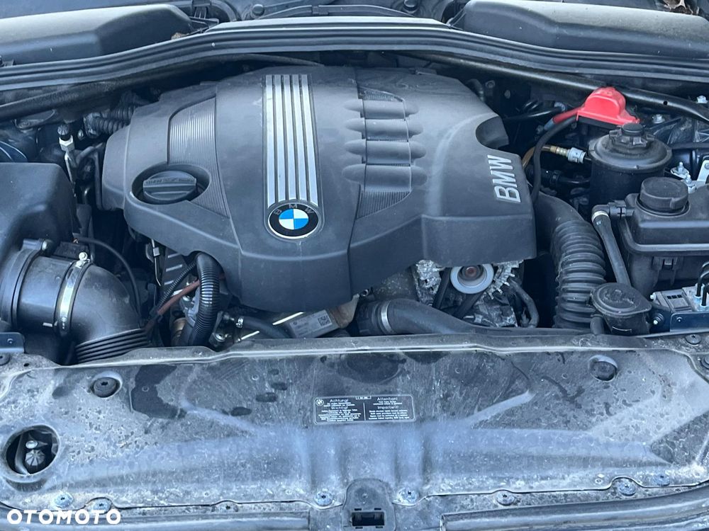 BMW Seria 5 520d Edition Exclusive - 35