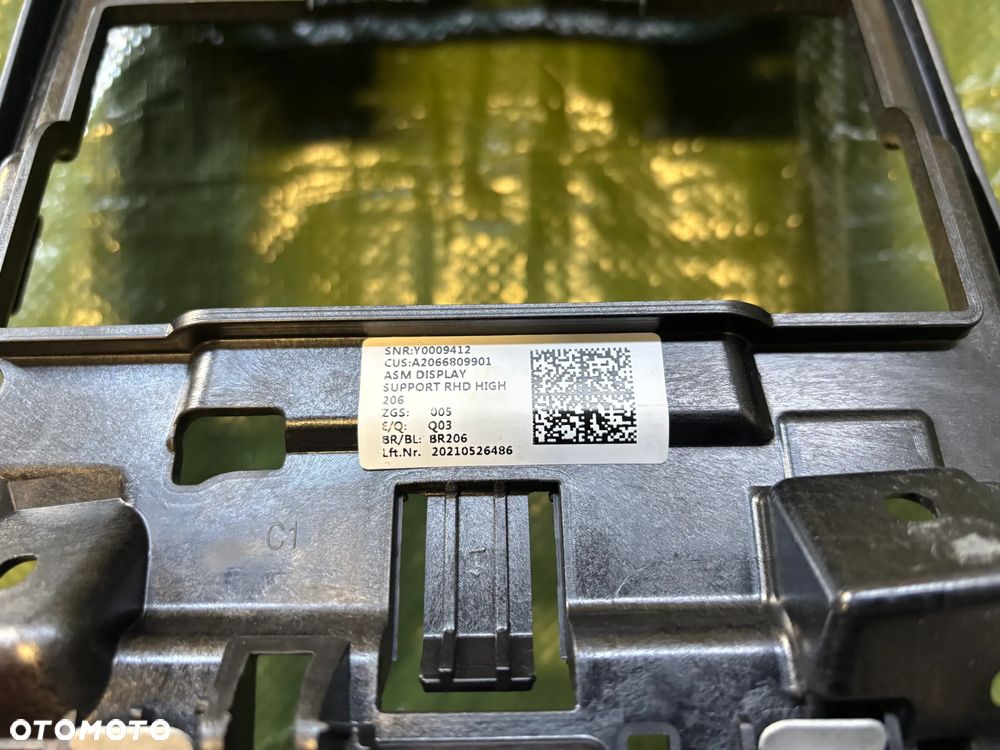 Mercedes C Klasa W206 obudowa ramka tunelu A2066806503 A2066809901 - 3