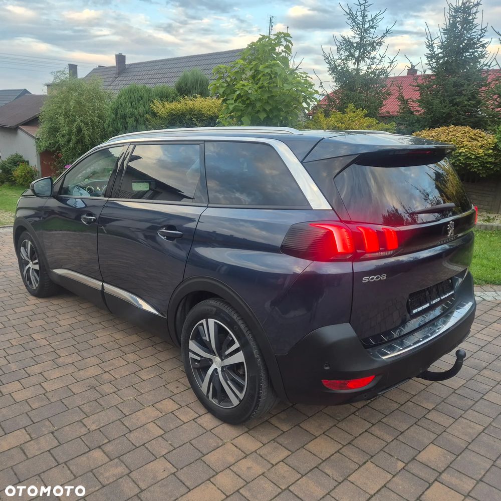 Peugeot 5008 BlueHDi 130 Allure - 21