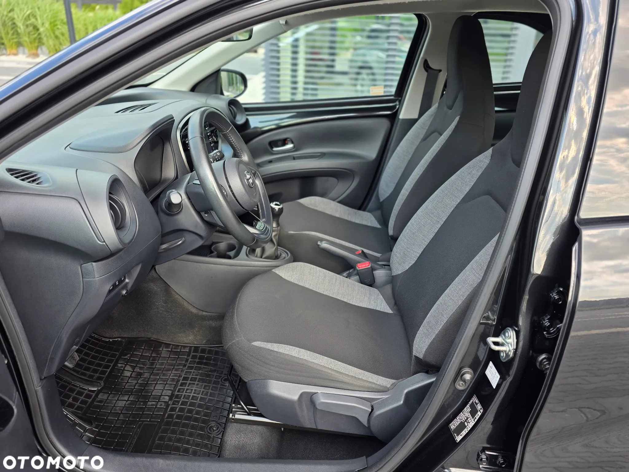 Toyota Aygo X 1.0 VVT-i Limited - 27