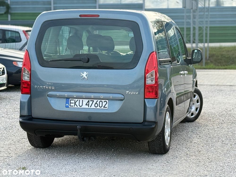 Peugeot Partner 110 Family - 12