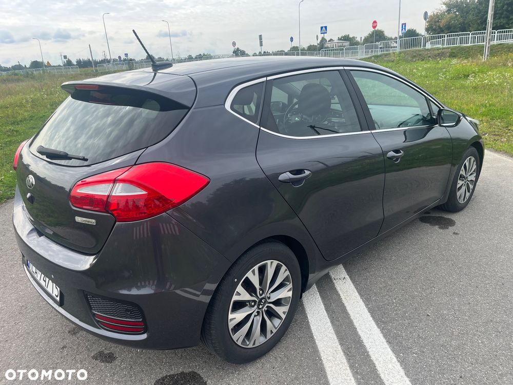 Kia Ceed 1.6 GDI Platinum Edition - 7