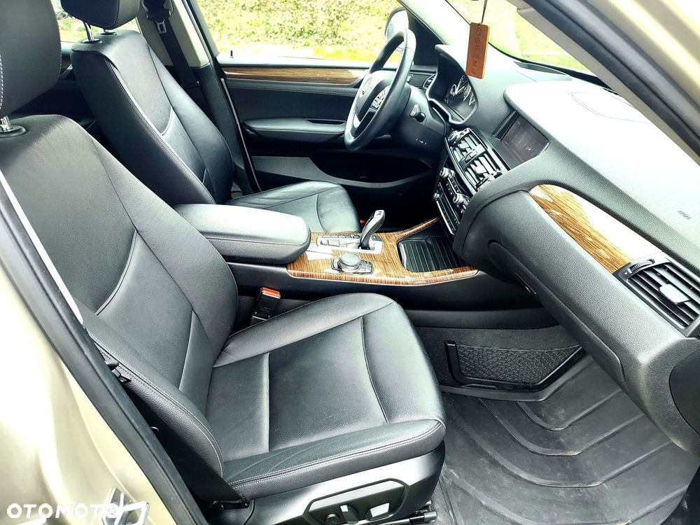 BMW X3 28i xDrive - 12