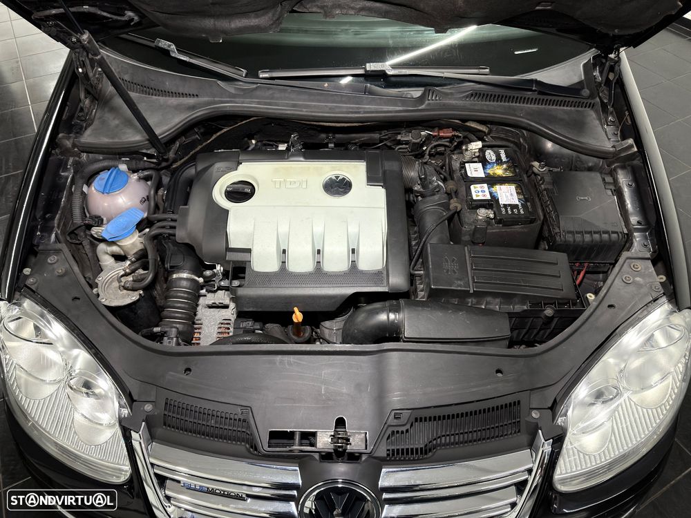 VW Golf Variant 1.9 TDi DPF Sportline BlueMotion - 19