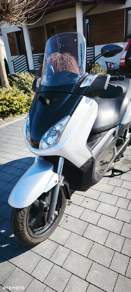 Yamaha X-max - 17