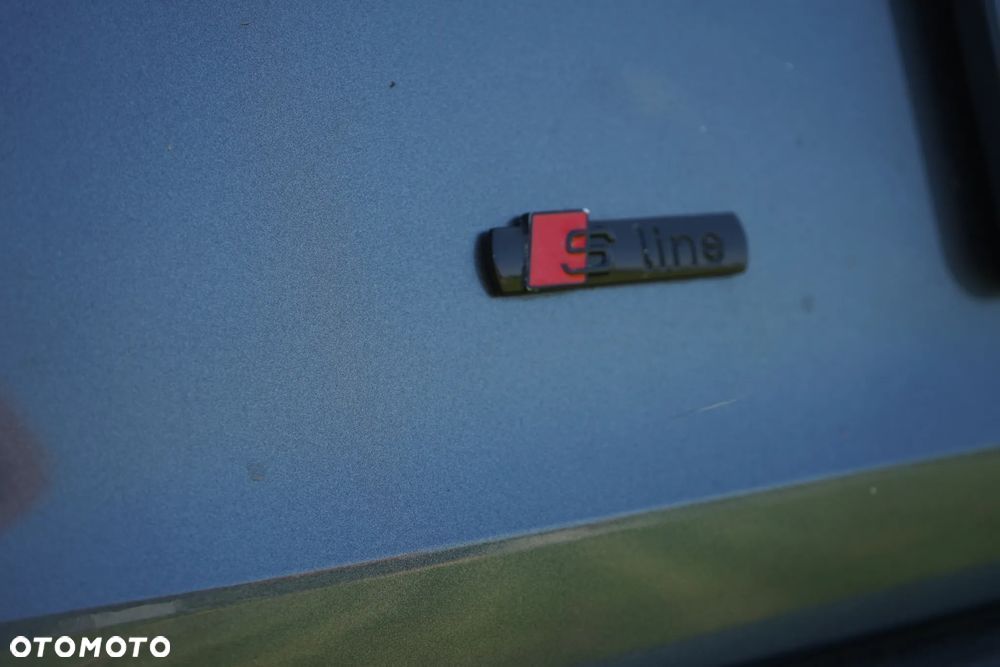 Audi A4 Avant 40 TFSI S tronic S line - 9