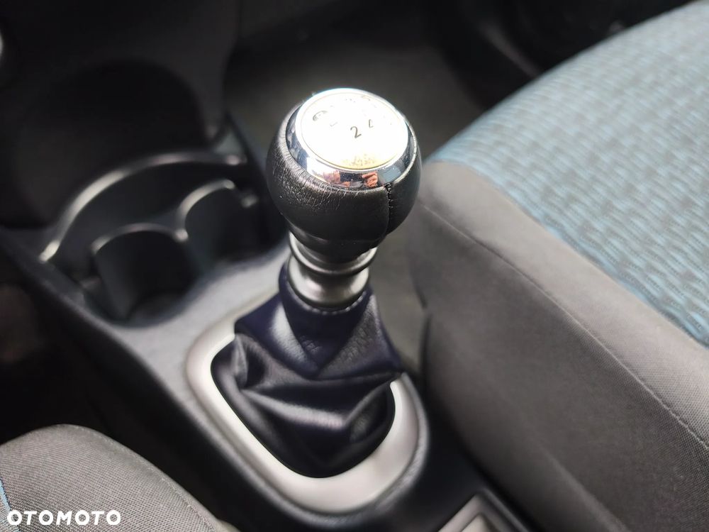 Toyota Yaris 1.33 VVT-i - 31