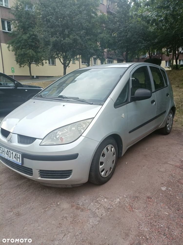 Mitsubishi Colt - 1