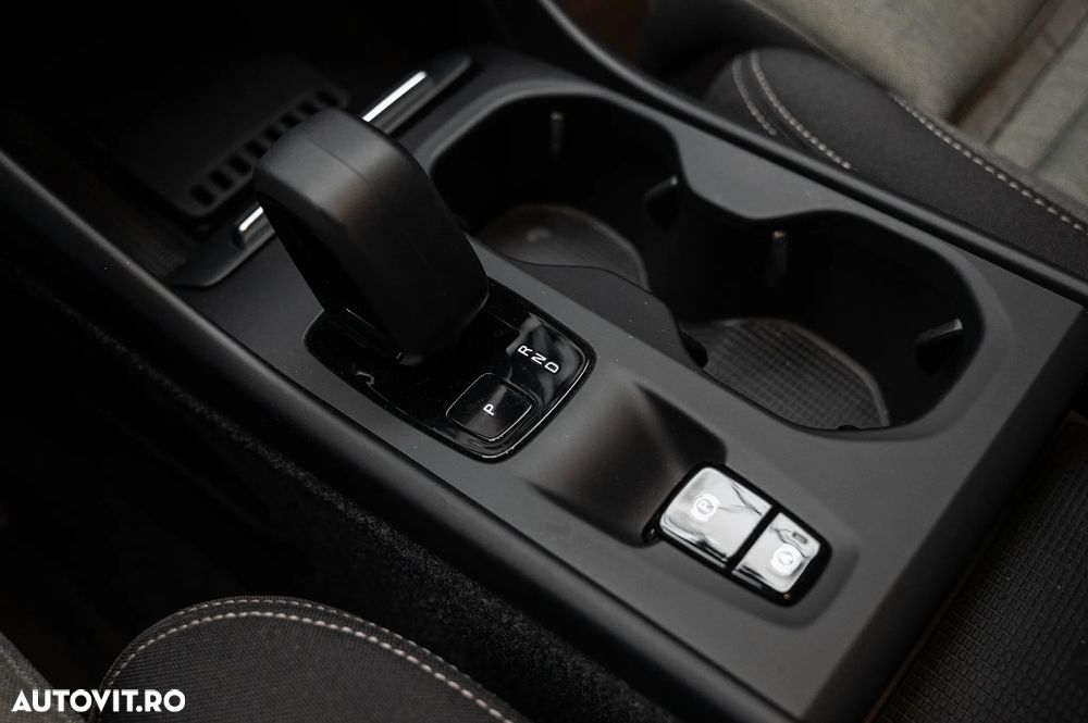 Volvo XC 40 T5 Recharge DKG Core - 15