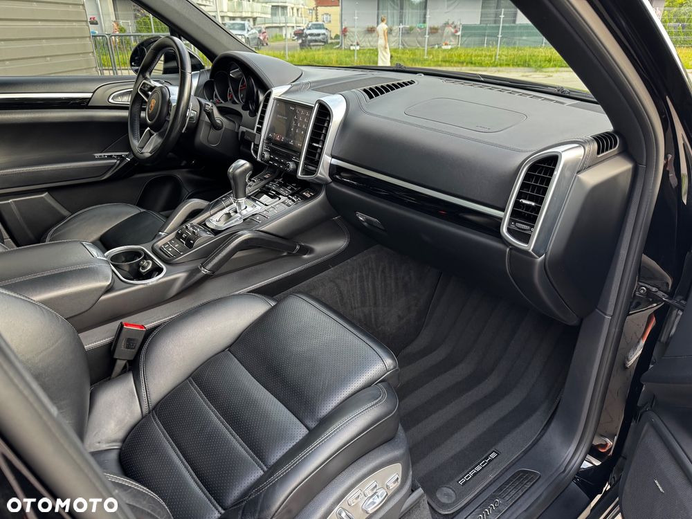 Porsche Cayenne Tiptronic S - 11