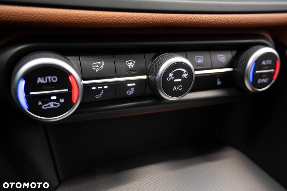 Alfa Romeo Giulia 2.0 Turbo Veloce Q4 - 34
