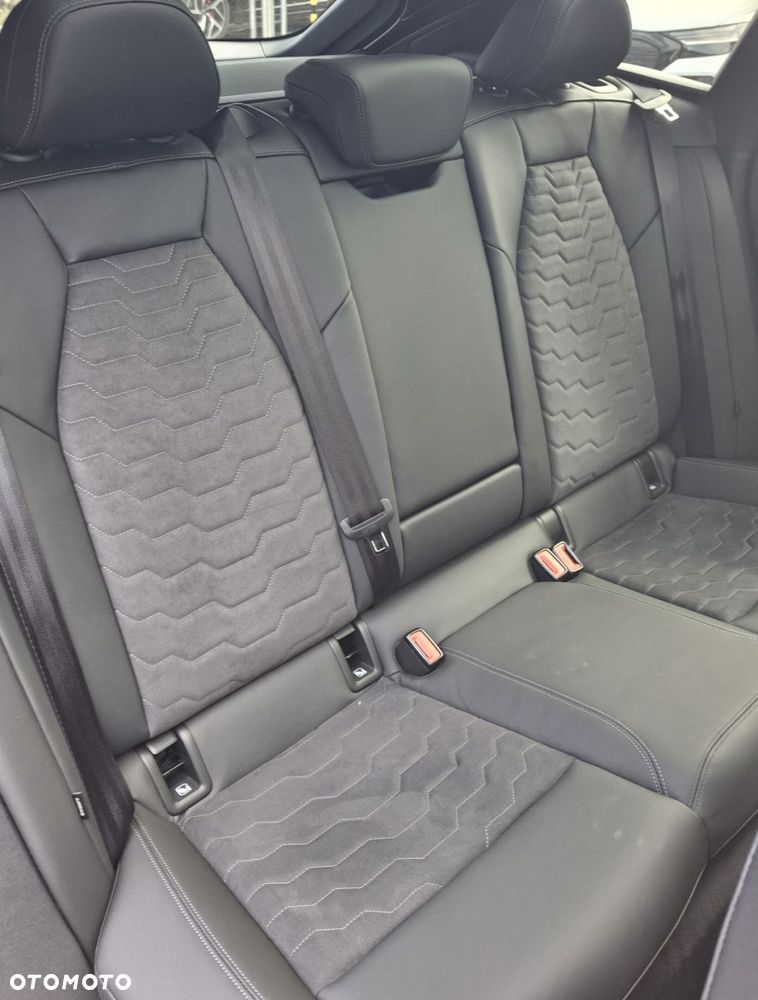 Audi A6 Sportback e-tron - 18