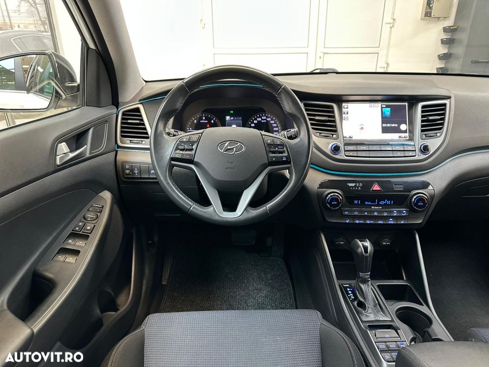 Hyundai Tucson blue 1.7 CRDi 2WD DCT Advantage - 11
